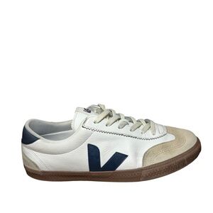 Veja Men's White and Blue Sneakers size 10